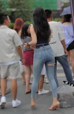 我女朋友的妈妈双字ID