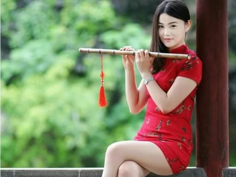 CSGO暴躁少女免费看