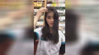 满天星《女子监狱》